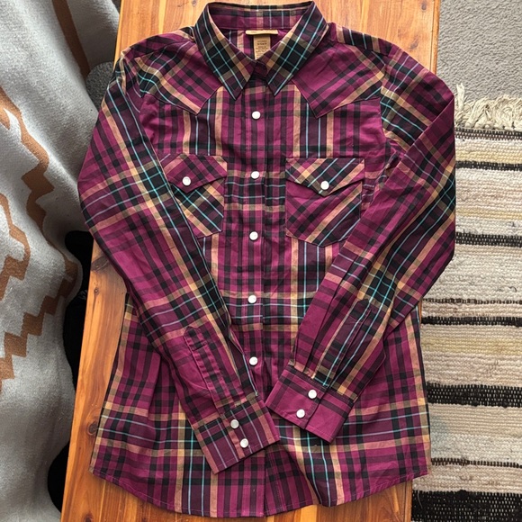 Wrangler Tops - Wrangler Women's Plaid Pearl Snap Shirt